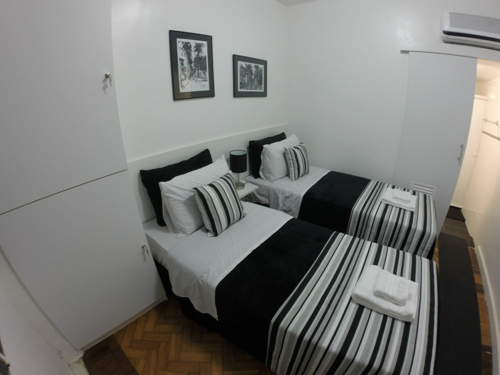 Hostel In Rio Suites Rio de Janeiro Exterior photo