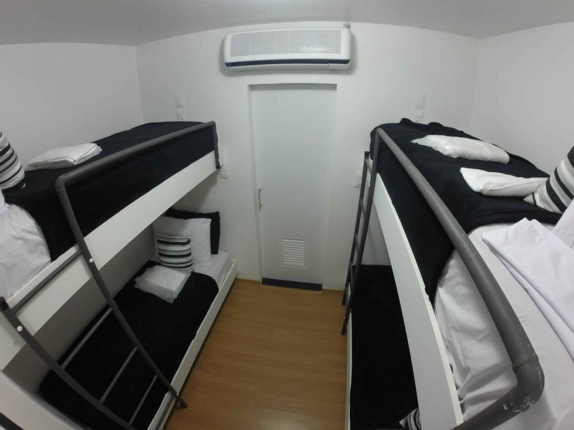 Hostel In Rio Suites Rio de Janeiro Exterior photo